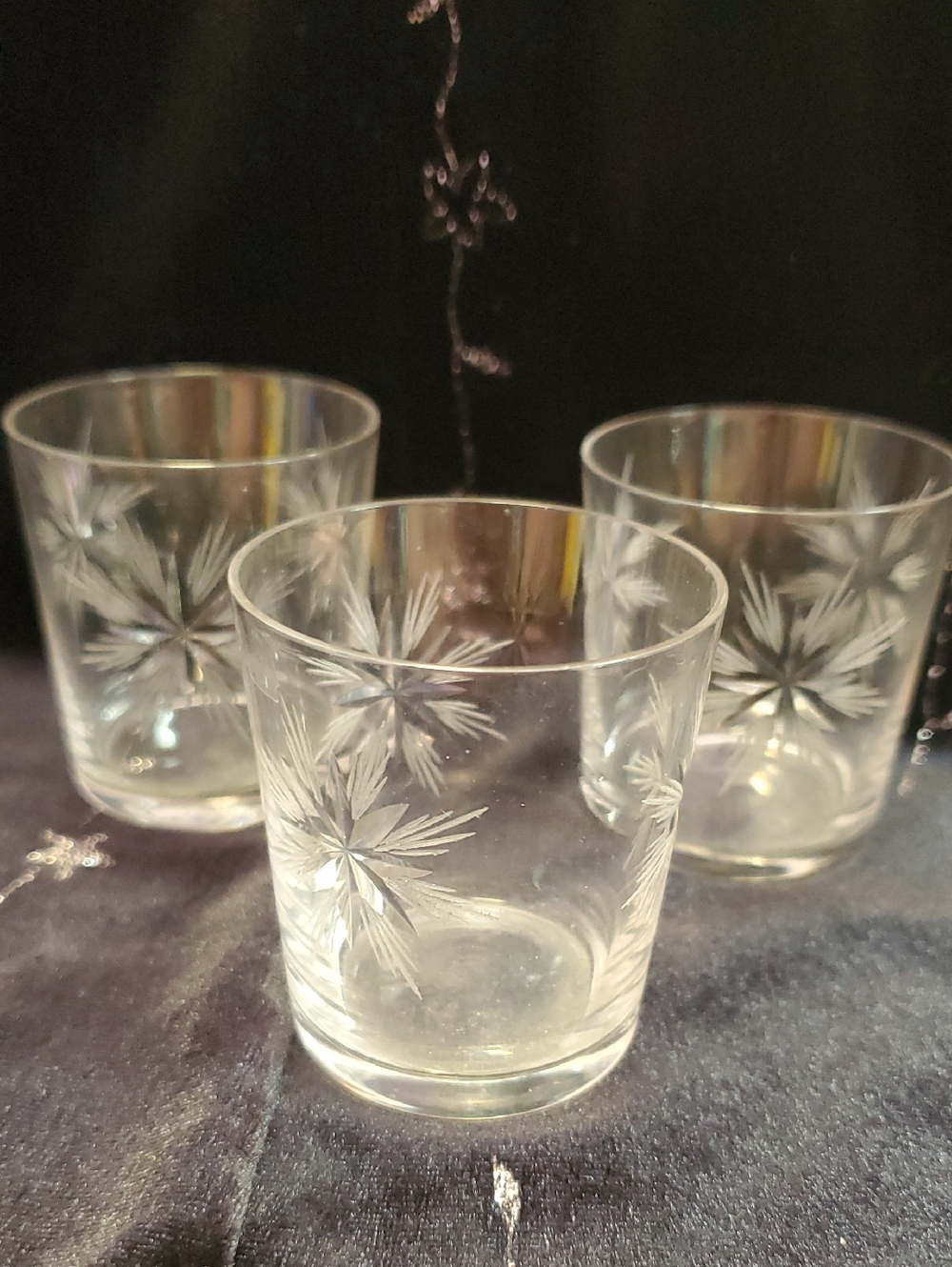 Cut Crystal Etched Starburst Clear Glass Shotglasses- Set of 3 D